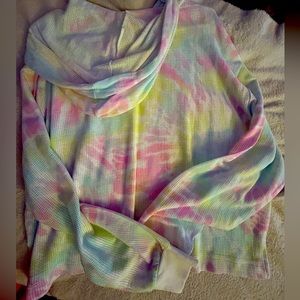 A PINK just below your belly button knit hoodie. Size Large. Stretch fabric.